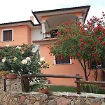 Acquamarina Con Meraviglioso Giardino Holiday home