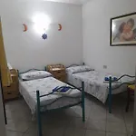 Holiday home Acquamarina Con Meraviglioso Giardino *