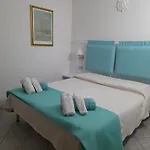 Acquamarina Con Meraviglioso Giardino Ferienhaus San Teodoro (Sardinia)