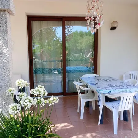 Casa de Férias Acquamarina Con Meraviglioso Giardino San Teodoro (Sardinia)
